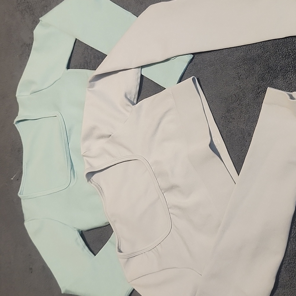 Air Element brand workout shirts. Size Medium Juniors